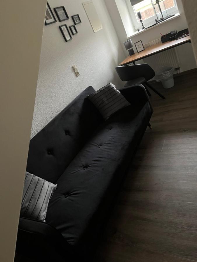 Wanderliebe In Der Stadt Magdeburg Exteriör bild